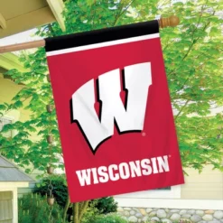 Briarwood Lane Wisconsin Badgers House Flag NCAA Licensed 28" X 40" -Home Decor Store GUEST 5c18efa1 08c3 4055 a531 8682fc21083d
