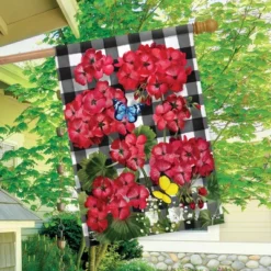 Checkered Geraniums Summer House Flag Floral 28" X 40" Briarwood Lane -Home Decor Store GUEST cd0948e6 ebd7 4b45 9c27 6f3da0d260e5